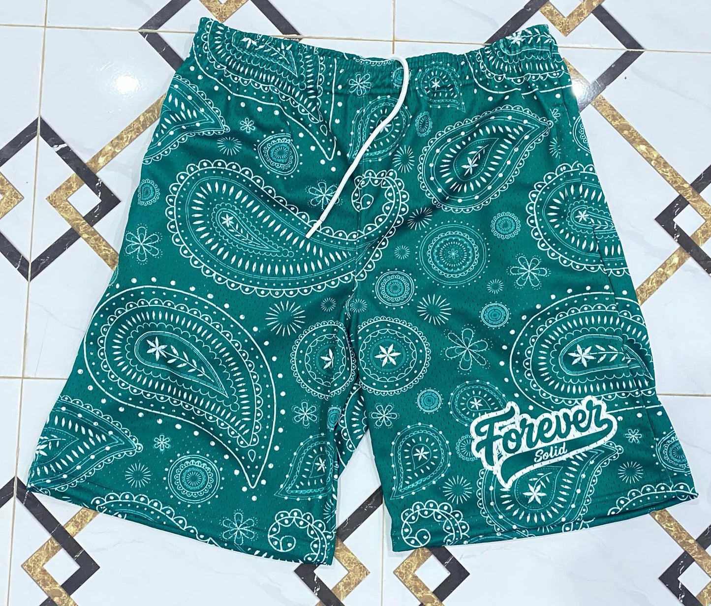 FOREVER SOLID PAISLEY SHORTS